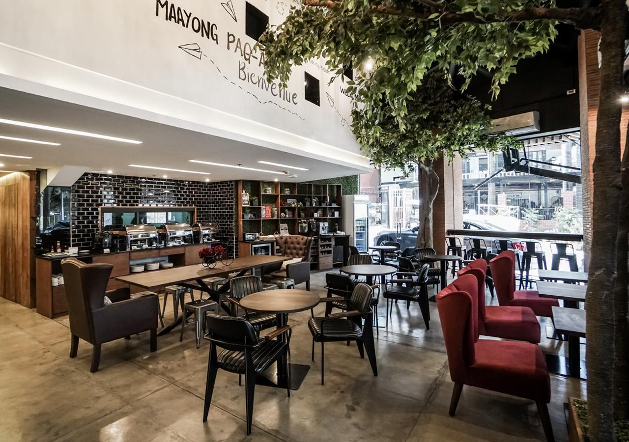 马卡蒂u酒店 外观 照片